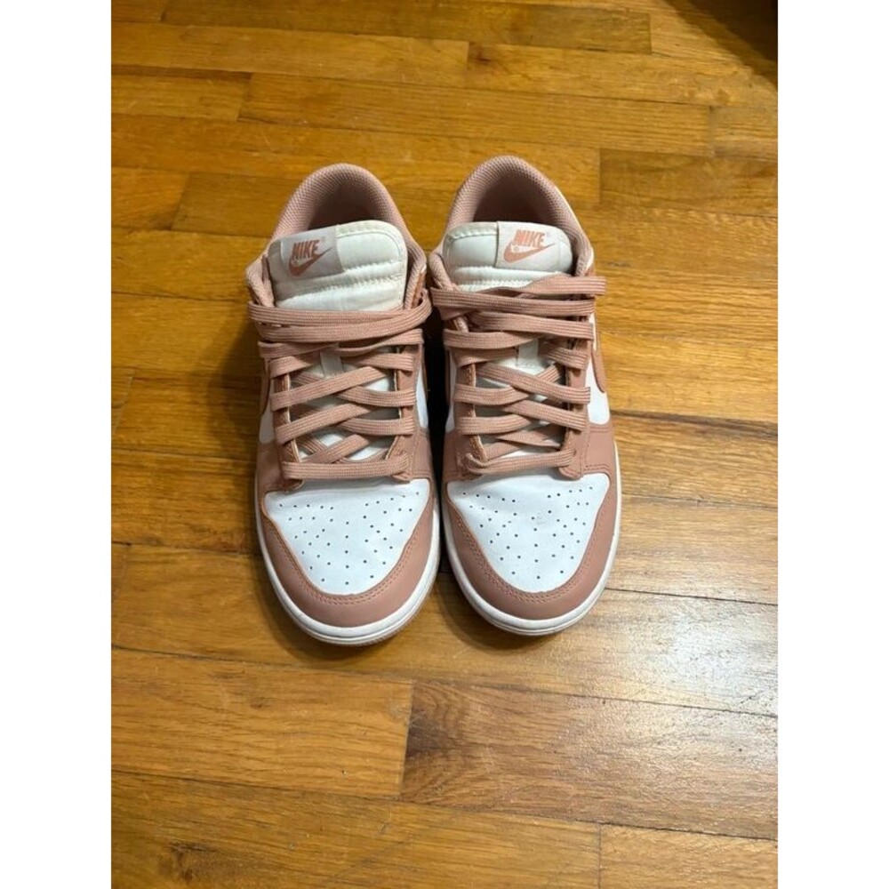 Woman’s Nike Dunk Low Shoes